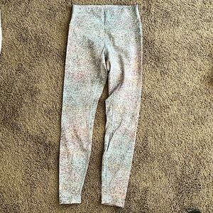 Lululemon leggings.